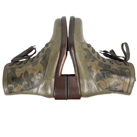 NWOB Sundance Trask Women's Brett Lace Up Combat Boots in Olive Camo, Size 6 - Picture 10 of 13